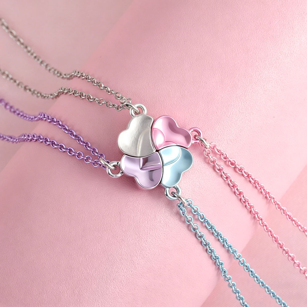 Embroidery Chain Stitch - คาร์ซิงเกิร์ล ชุดสร้อยคอ 4 ชิ้น/เซ็ต ลายใบโคลเวอร์สี่แฉกน่ารัก เสริมโชคดี