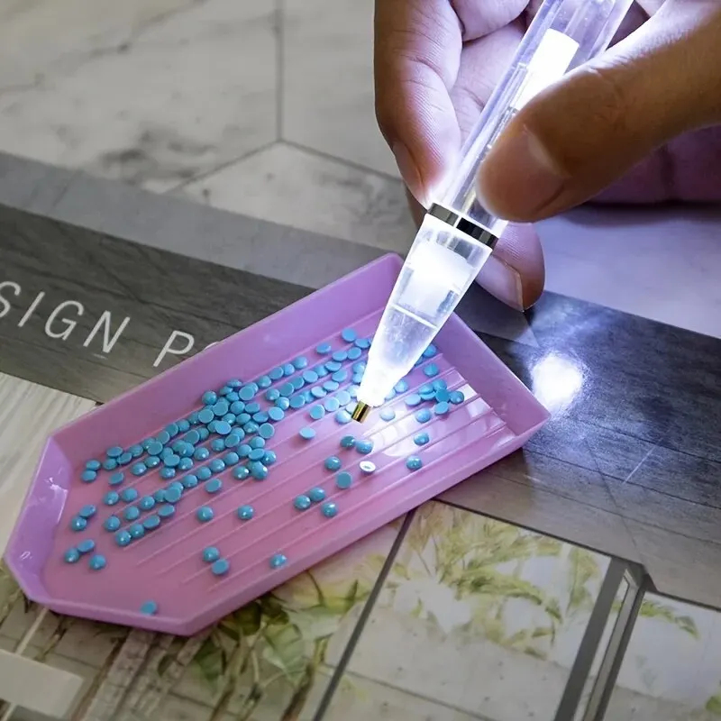 ปากกาเพชร LED สำหรับงานปักครอส - Embroidery Painting บทวิจารณ์และราคา