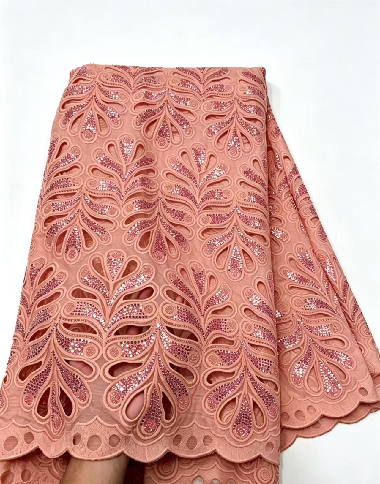 ผ้าลูกไม้ปักลายกิปัวร์ไนจีเรีย - Embroidery Gradient บทวิจารณ์และราคา